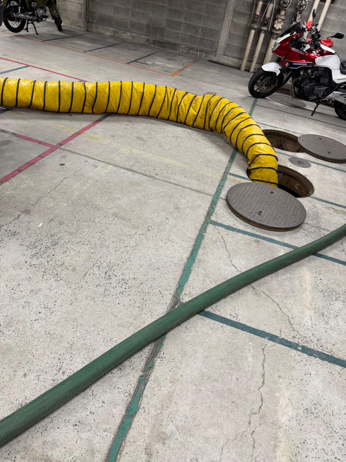 雑排水槽等汚泥引抜き及び槽内点検作業 3