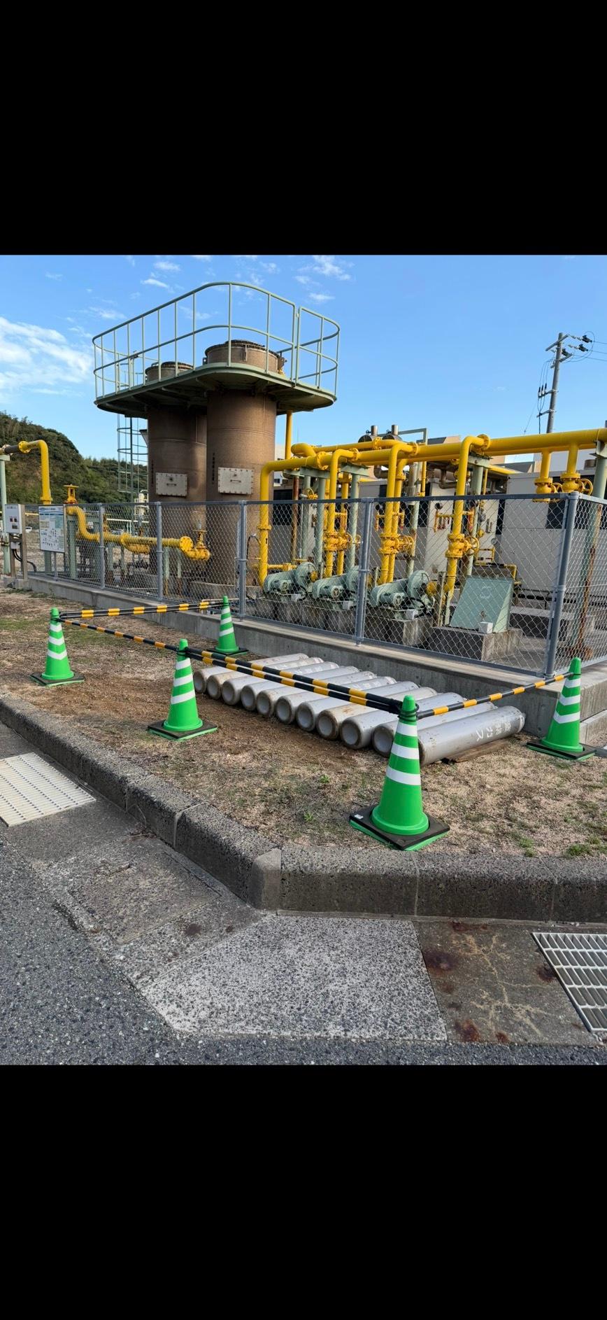 下水道処理施設での活性炭取り替え工事 2